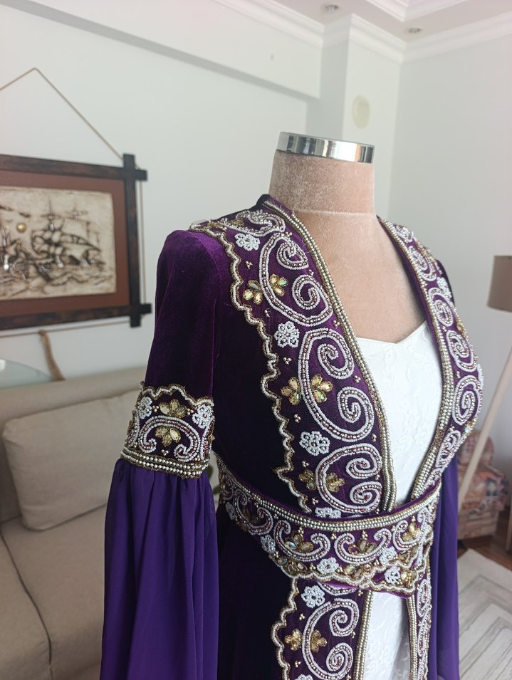 Mor Nakışlı Uzun Kadın Bindallı Elbise - Görsel 3