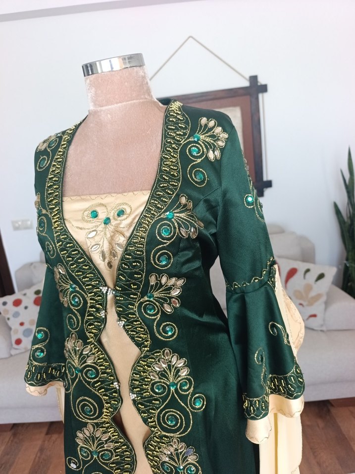 Yeşil Nakışlı Uzun Kadın Bindallı Elbise - Görsel 3