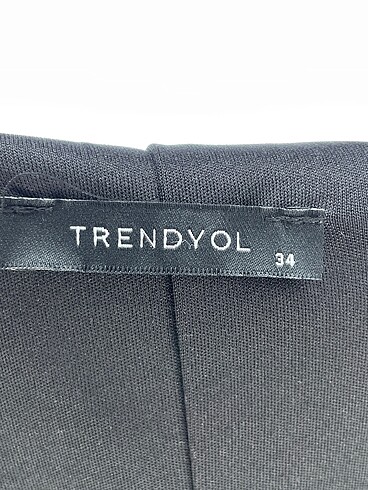 34 Beden siyah Renk Trendyol & Milla Kısa Elbise %70 İndirimli.