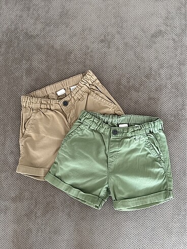 Erkek çocuk H&M şortu (2li) 92 beden.
