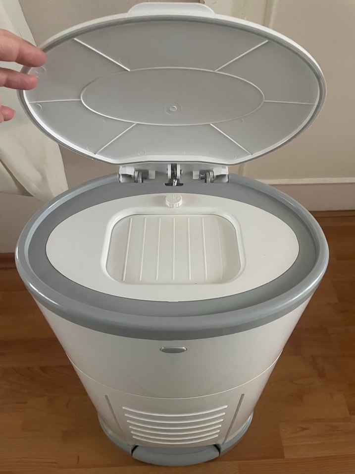 Korbell Ayak Pedallı Bebek Bezi Çöp Kovası - Görsel 3