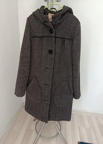 l Beden Düğmeli Gri Desenli Midi Yün Kaban