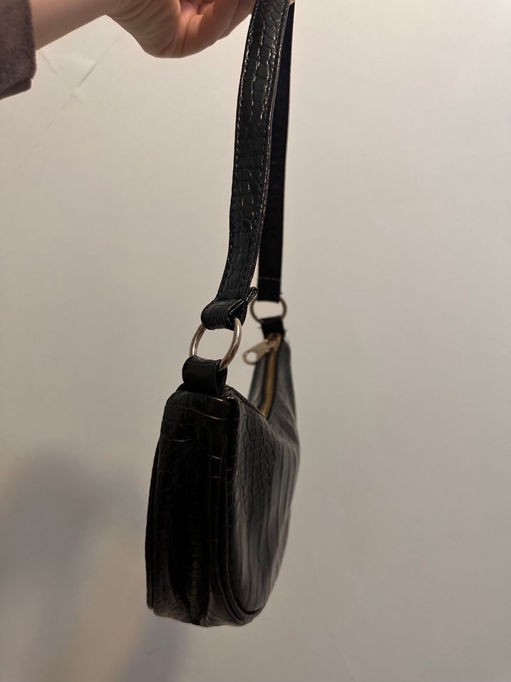 Siyah Yılan Derisi Desenli Kadın Deri Çanta - Görsel 4