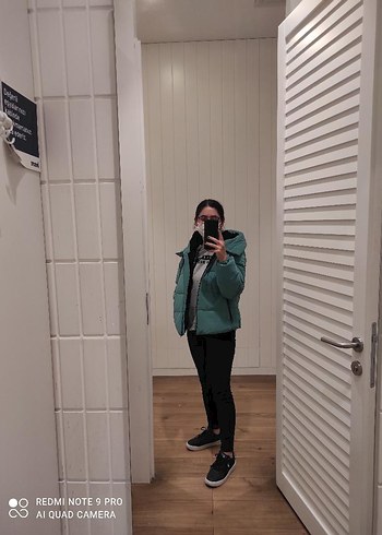 Mavi marka mavi renk Kadın Şişme Mont M beden - Görsel 2