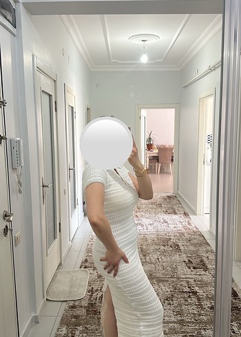 m Beden Beyaz Polo Yaka Triko Midi Elbise