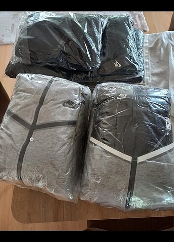 Tech fleece takim - Görsel 3