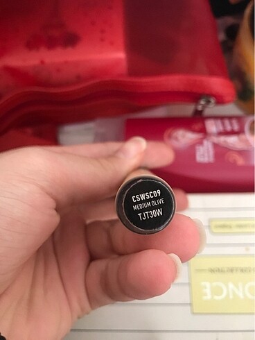 NYX Nyx kapatıcı