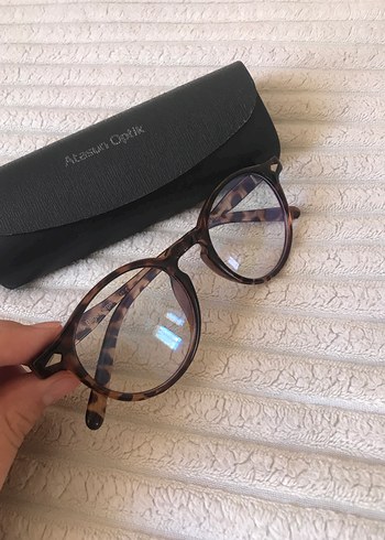 Kahverengi Tokalı Kadın İş Gözlüğü - Görsel 3