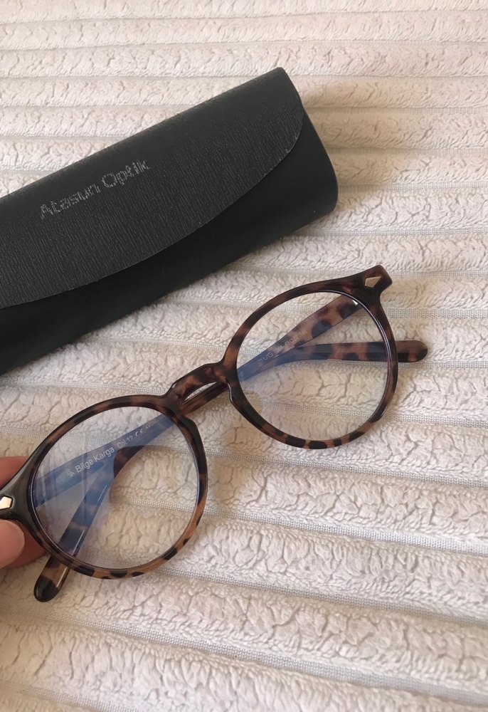 Kahverengi Tokalı Kadın İş Gözlüğü - Görsel 2