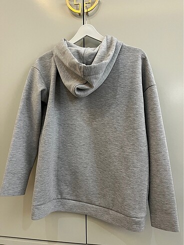 m Beden Stradivarius sweatshirt