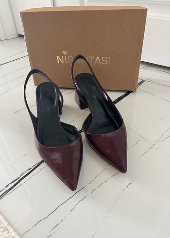 Nine West 38