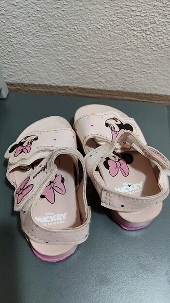 21 Beden Lc waikiki 21 numara sandalet