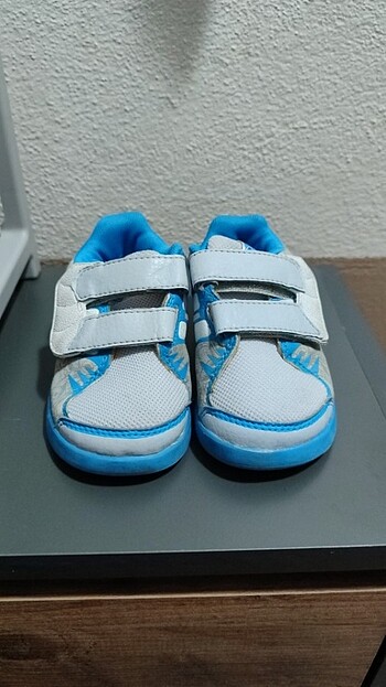 Adidas Adidas 22 numara