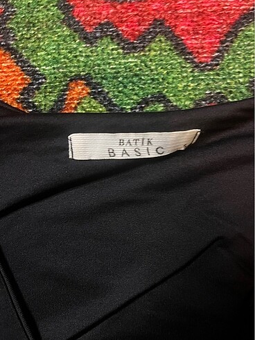 Batik batik üst