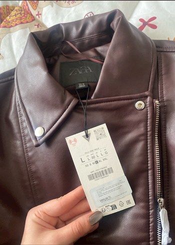 Zara Kadın Bordo Deri Fermuarlı Ceket