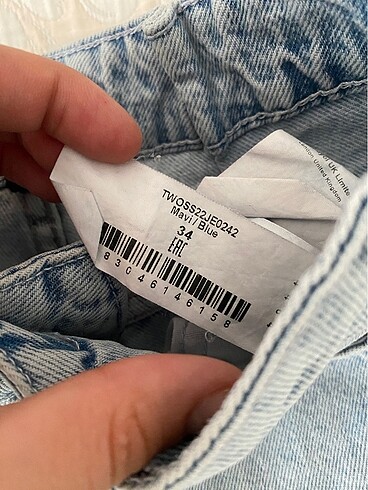 34 Beden mavi Renk Trendyolmilla Jean