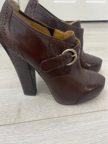 Nine west topuklu ayakkabı,bot