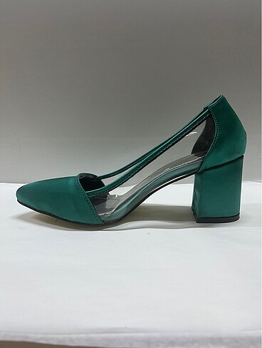 Diğer Kadın Topuklu Model (6 cm) 37