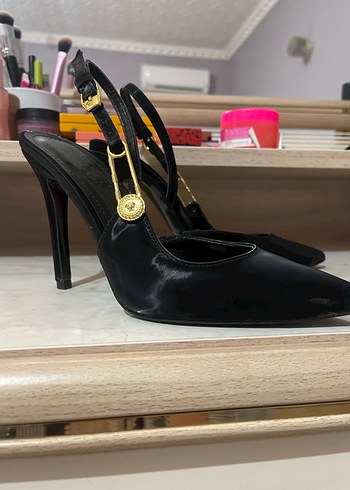 Siyah Rugan Tokalı Kadın Stiletto - Görsel 2