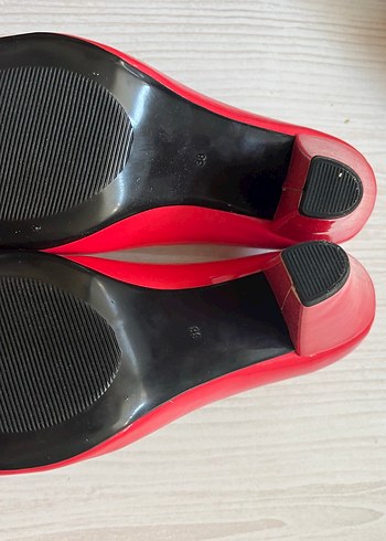 Klasik Rugan Kadın Topuklu Ayakkabı - Görsel 6