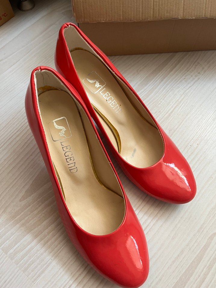 Klasik Rugan Kadın Topuklu Ayakkabı - Görsel 3