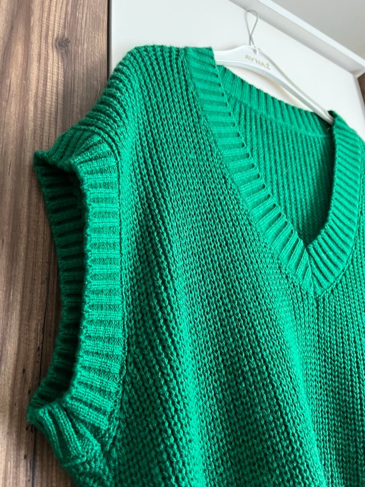 Kadın Yeşil V Yaka Triko Süveter - Görsel 4