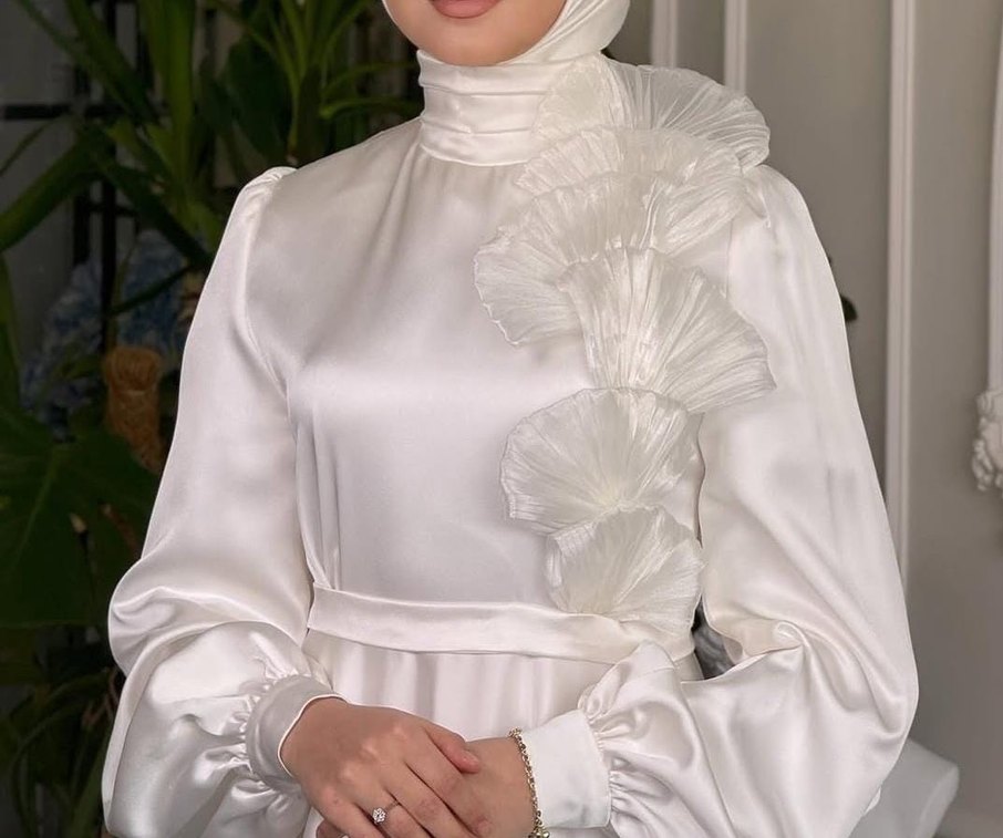 Uzun Askılı Beyaz A Kesim Gelinlik - Görsel 5