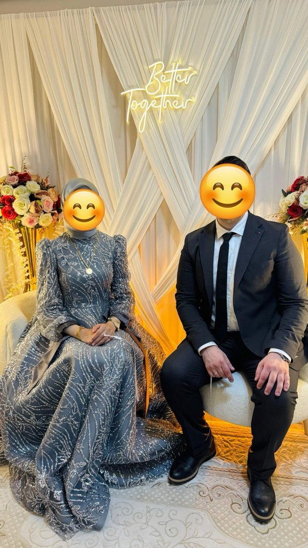 Boncuk İşlemeli Uzun Gri Notalı Yaka Elbise - Görsel 3