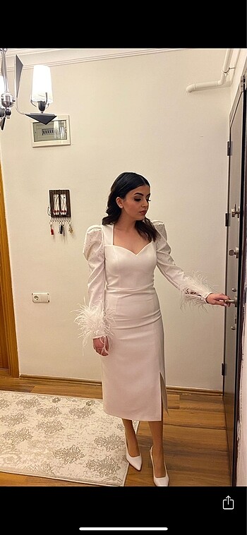 Nişan elibisesi