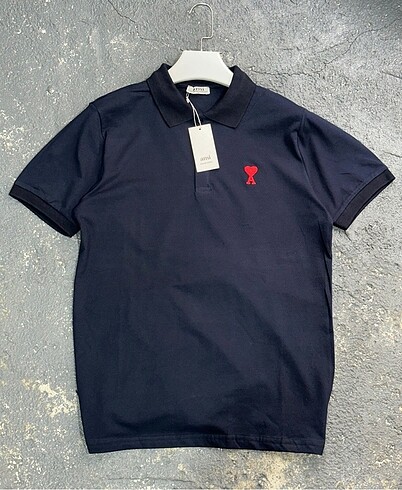 Ami Yakalı Tshirt