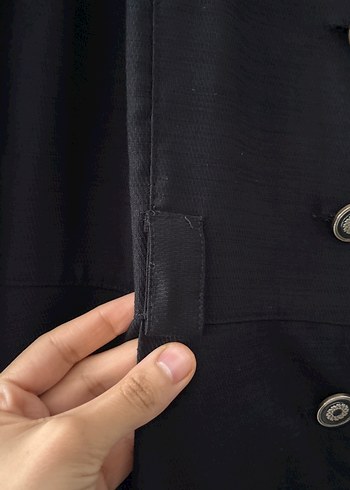 Uzun Siyah Düğmeli Kadın Ceket - Görsel 5