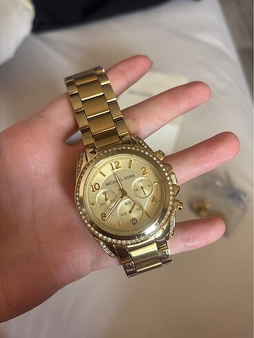 Beden altın Renk Orjinal Micheal Kors kadın saati.