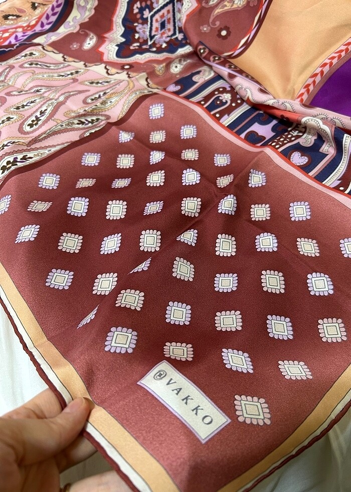 Vakko eşarp - Görsel 2