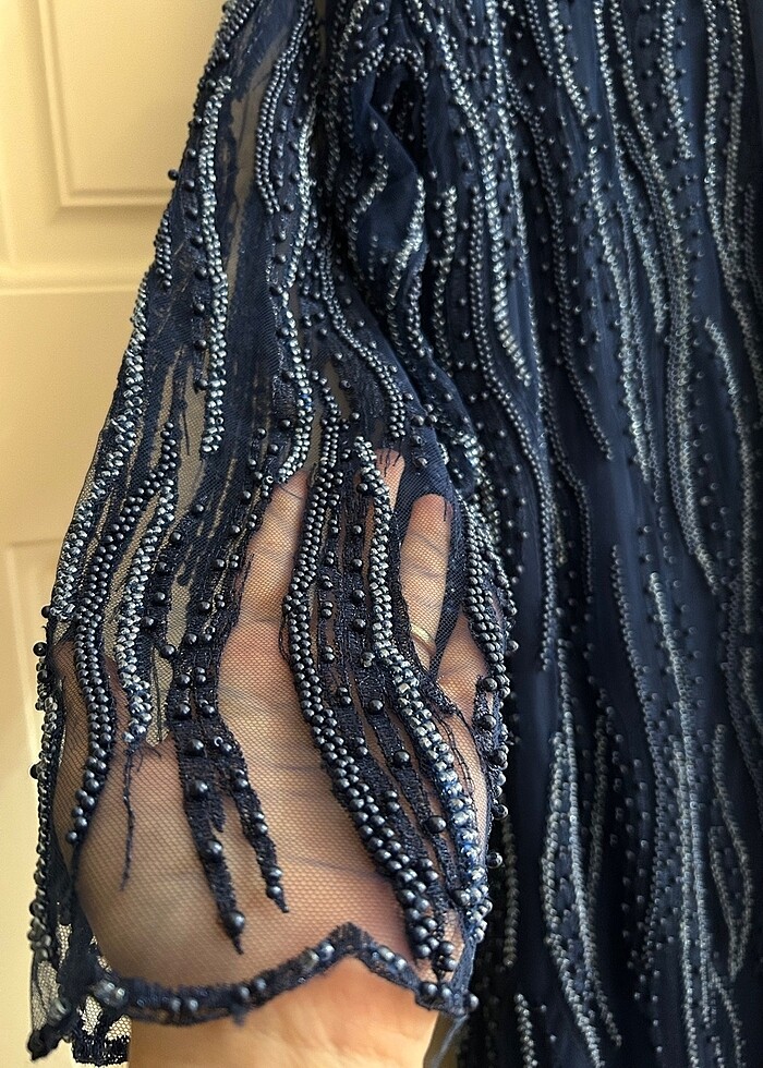 Dilek Taştan özel dikim abaya takımı - Görsel 3