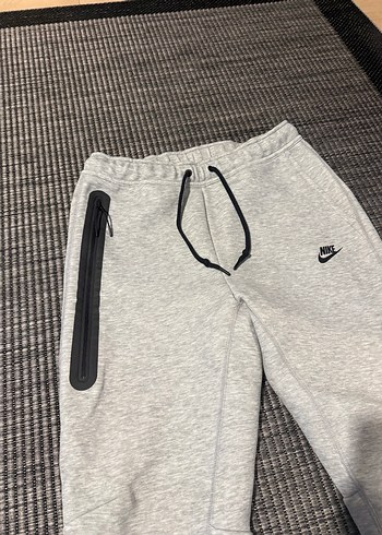 Nike Gri Fermuarlı Cepli Eşofman Altı - Görsel 2