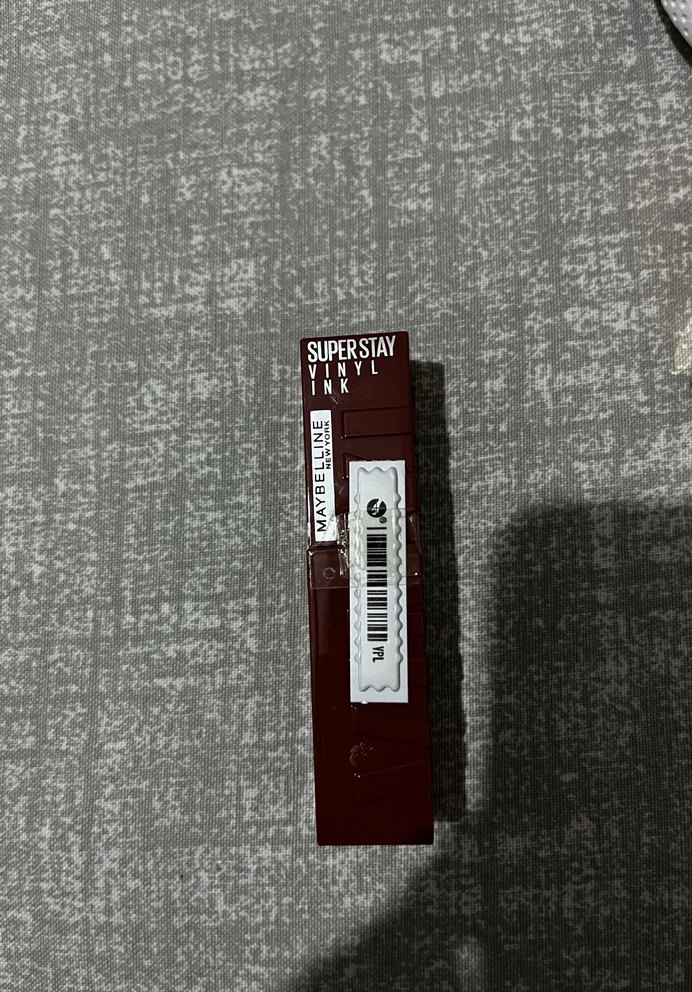 Maybelline Süper Parlak Likit Ruj 120 Punchy - Görsel 4