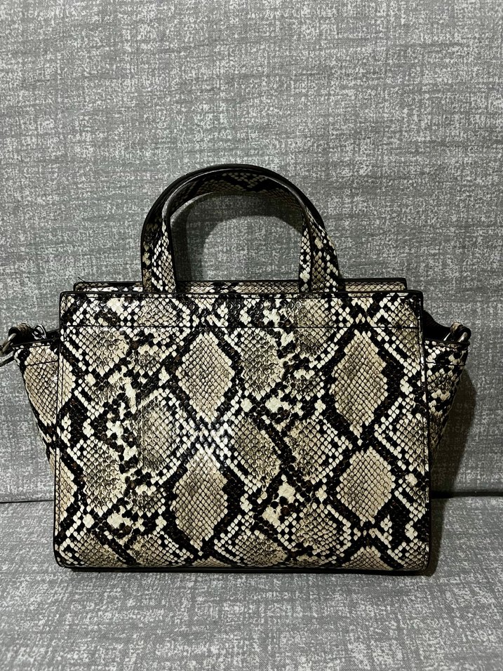 Zincir Detaylı Yılan Desenli Deri Kadın Çanta - Görsel 2