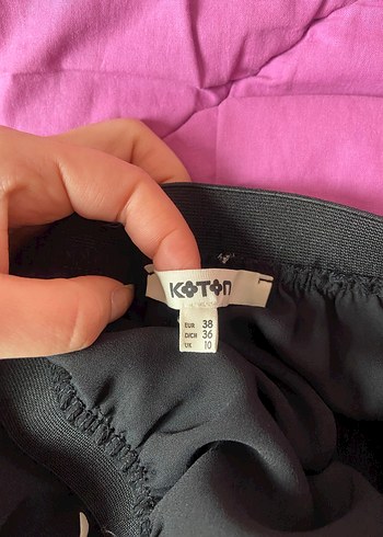 Puantiye Desenli Siyah Etek - Görsel 3