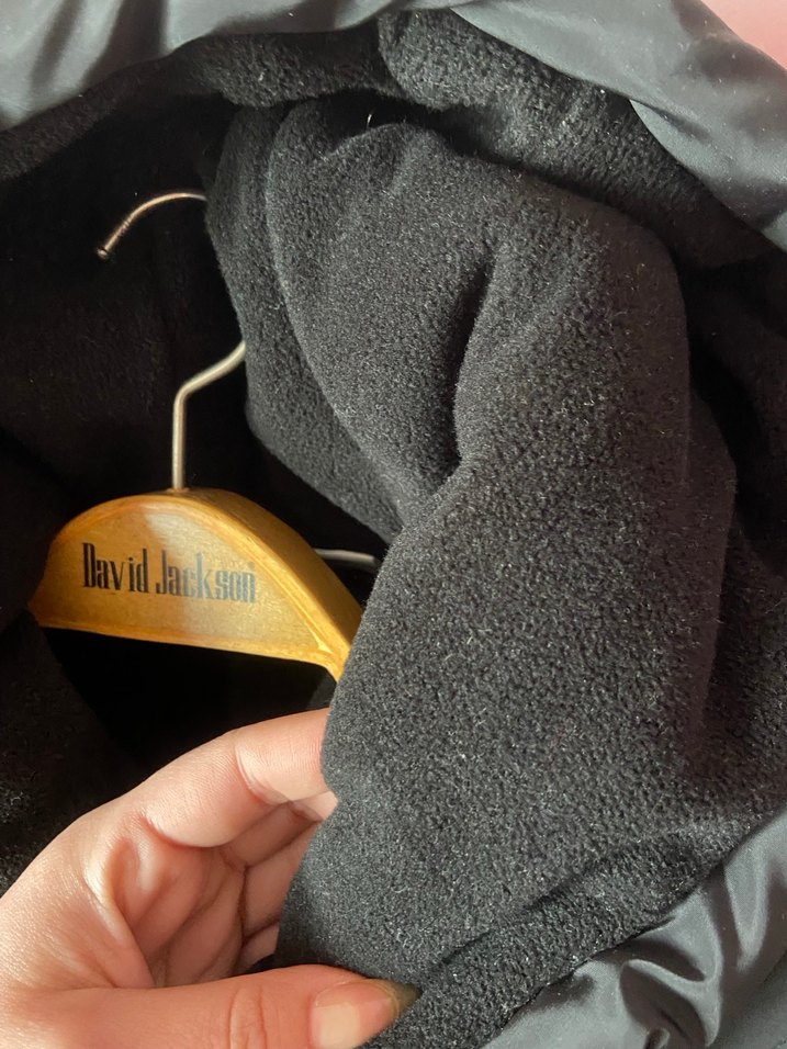 Siyah Şişme Mont - Görsel 3