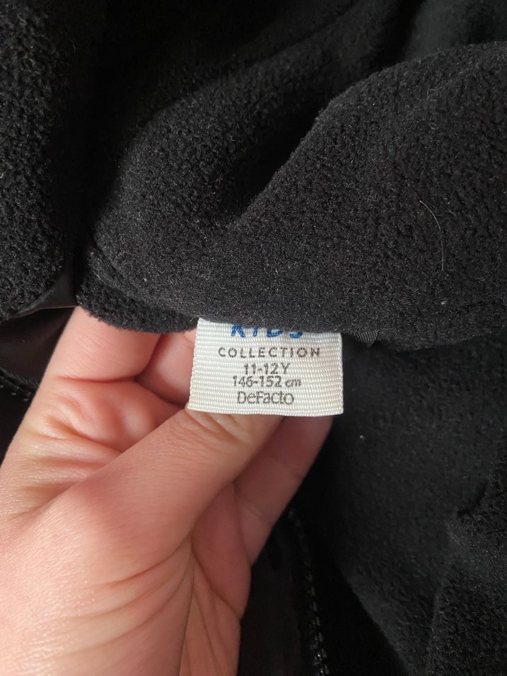 Siyah Şişme Mont - Görsel 5