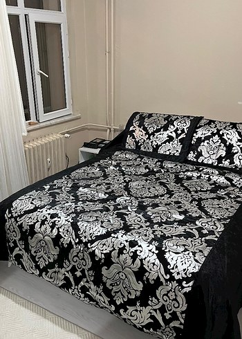Diğer Sıfır Çeyizlik Yatak Örtüsü Seti