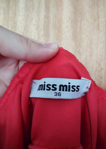 36 Beden Narçiçeği Mini Strappy Abiye Elbise
