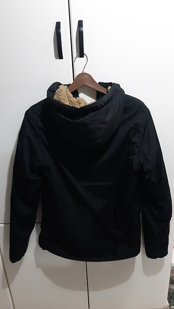 Pull and Bear Mont kazak