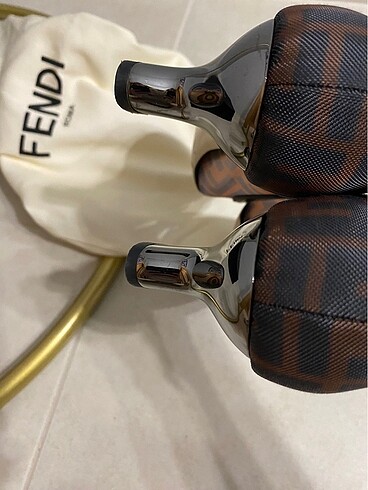 38 Beden kahverengi Renk Fendi minik topuklu ayakkabı