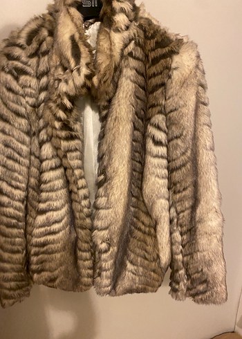 Bej Zebra Desenli Kadın Suni Kürk Ceket - Görsel 2