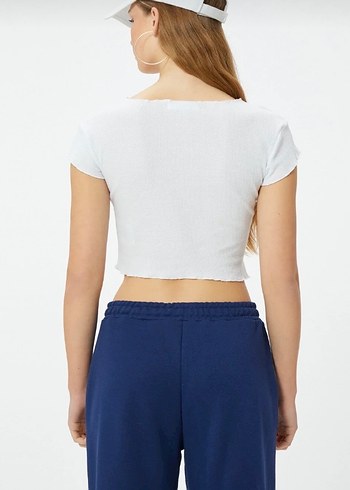 Beyaz Kısa Crop Tişört - Brooklyn Baskılı - Görsel 2