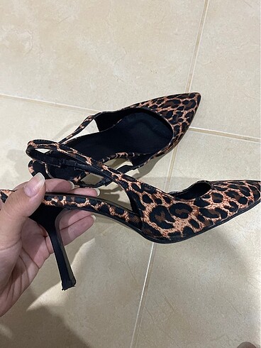 36 Beden çeşitli Renk Leopar Topuklu Ayakkabı