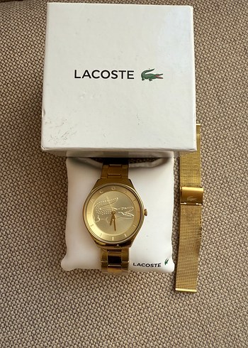 ORJİNAL LACOSTE BAYAN SAAT GOLD