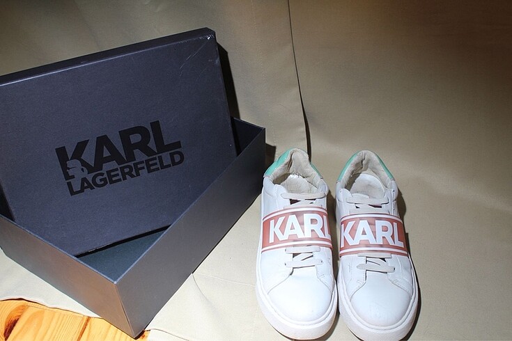 39 Beden Karl Lagerfeld Sneakers