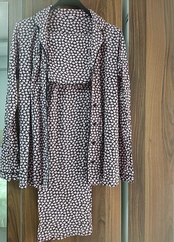 Puantiyeli pijama takımı